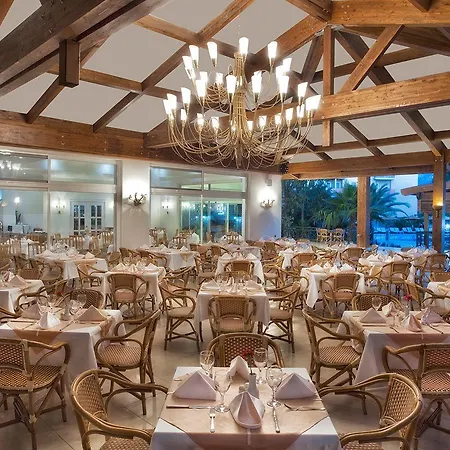 Resort Akka Claros