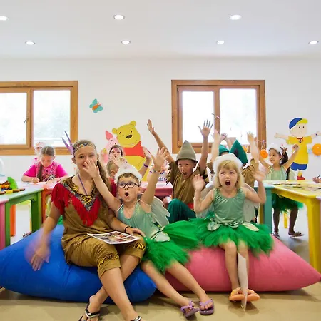 Akka Claros منتجع كمر