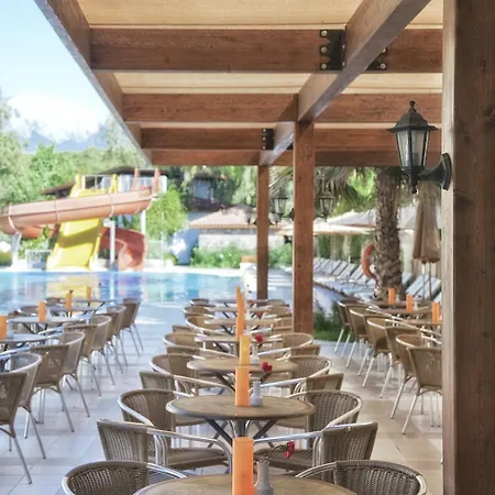 Akka Claros Resort
