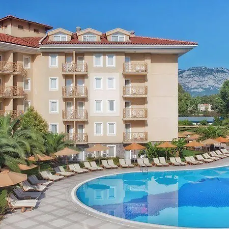 Semesteranläggning (resort) Akka Claros 4*