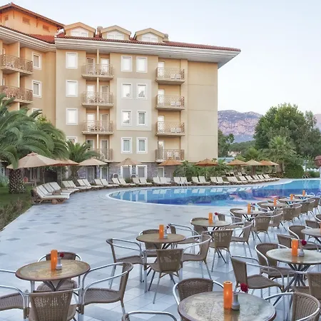 Akka Claros Feriested 4*