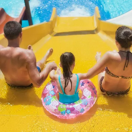 Akka Claros 리조트