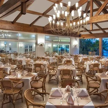 리조트 Akka Claros