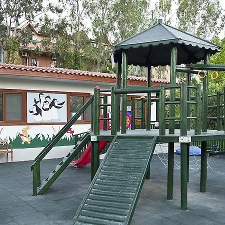Akka Claros Resort